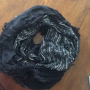 Black and white textured circle scarf